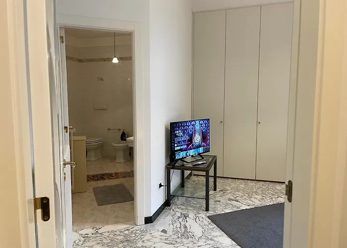 Adua Exclusive * Bari