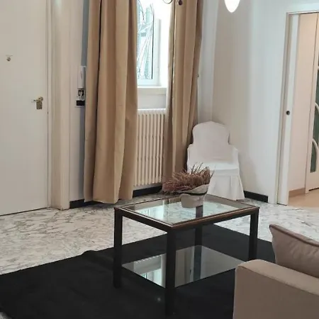 Adua Exclusive Бари